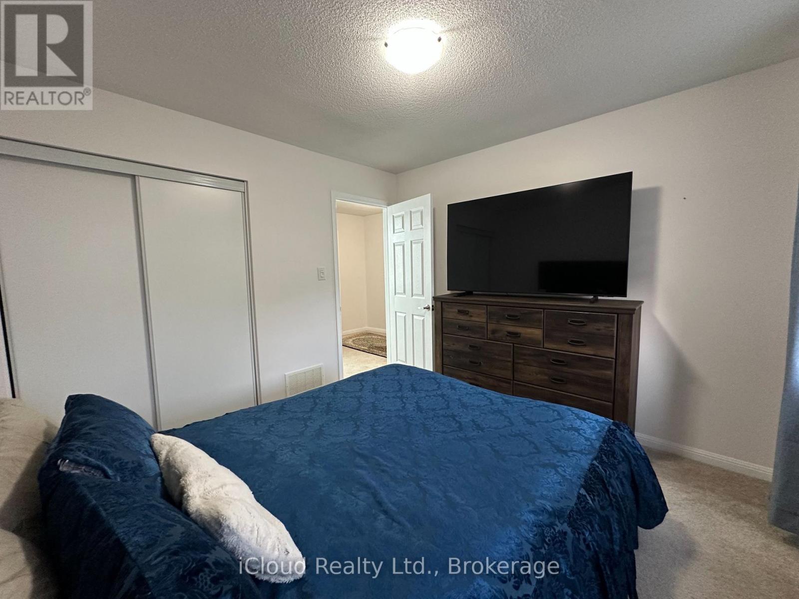 433 JELINIK TERRACE - 18