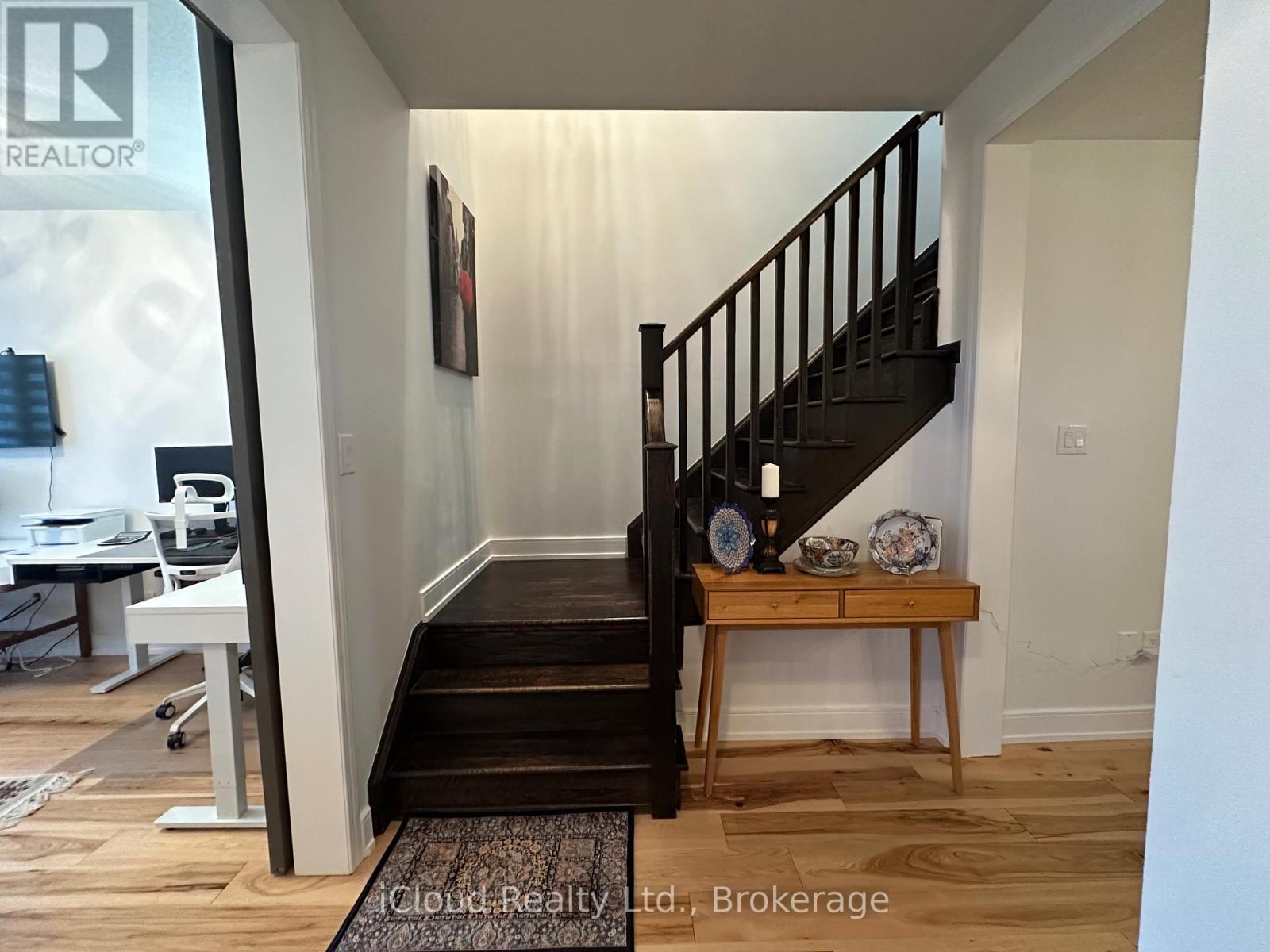 433 JELINIK TERRACE - 6