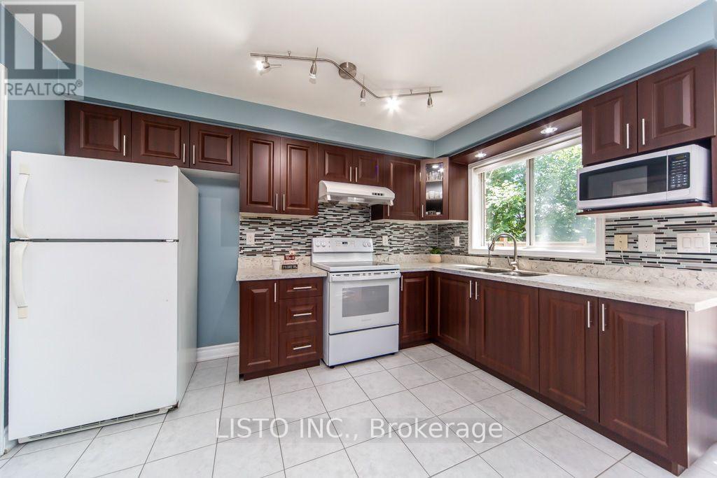 #46 7115 REXWOOD ROAD - 16