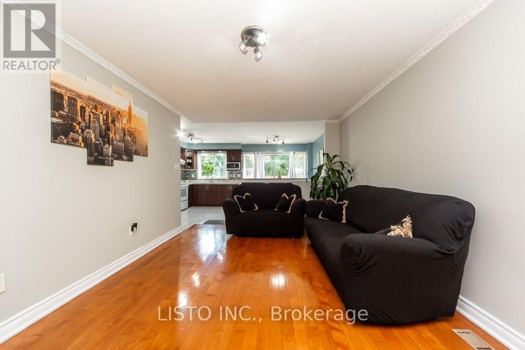 #46 7115 REXWOOD ROAD - 8