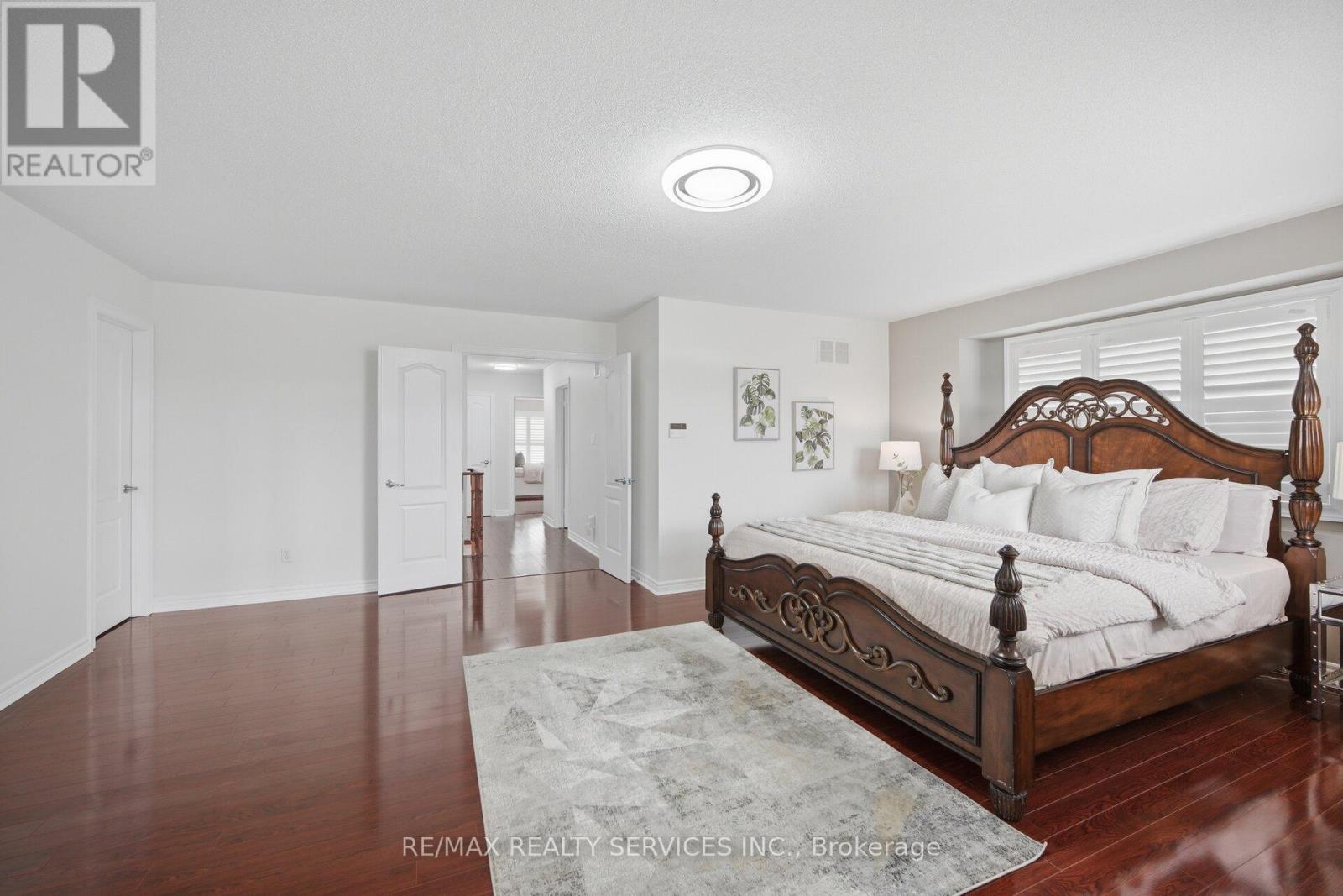17 PEFFERLAW CIRCLE - 18