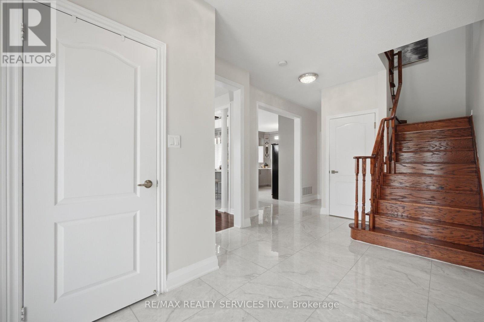 17 PEFFERLAW CIRCLE - 6
