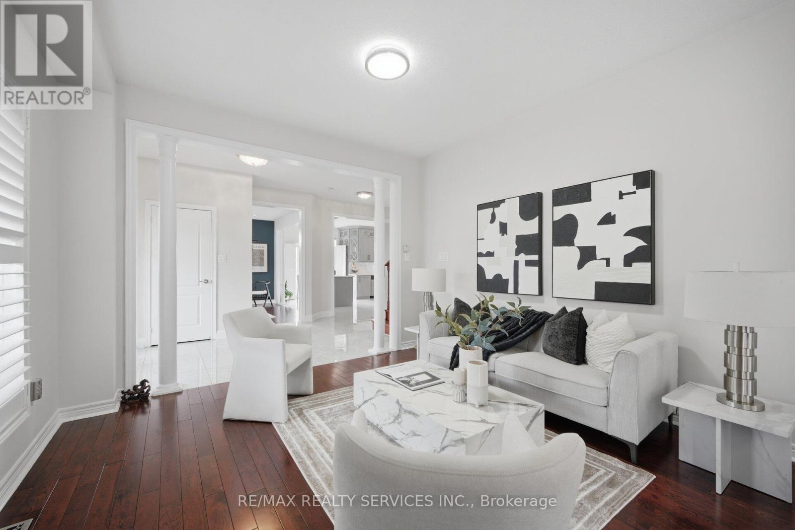 17 PEFFERLAW CIRCLE - 8
