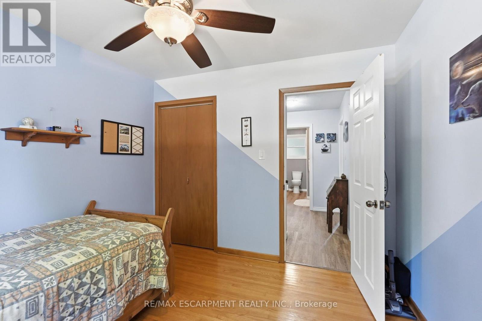 204 MAIN STREET E - 27