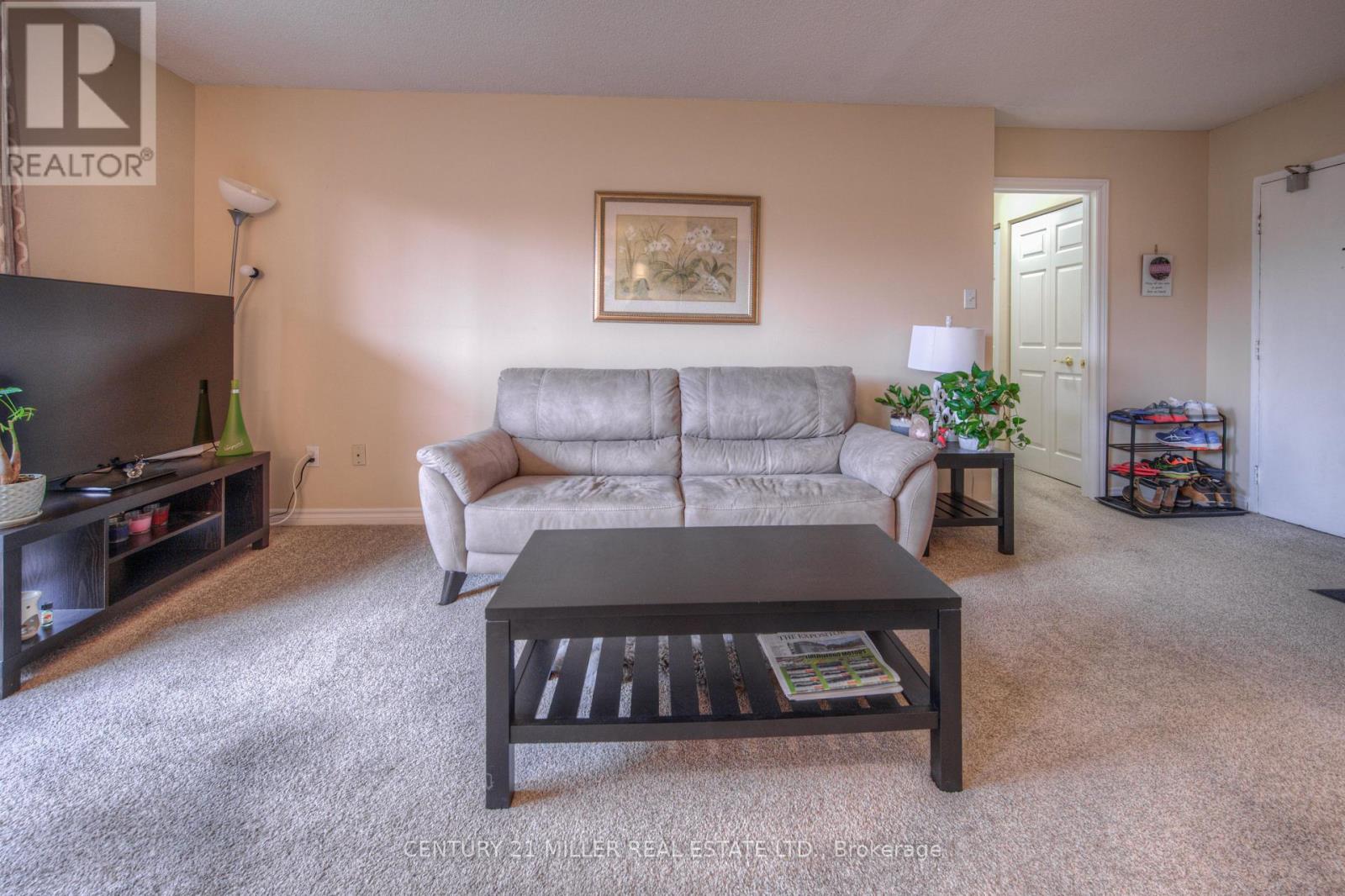 #110 793 COLBORNE STREET E - 13