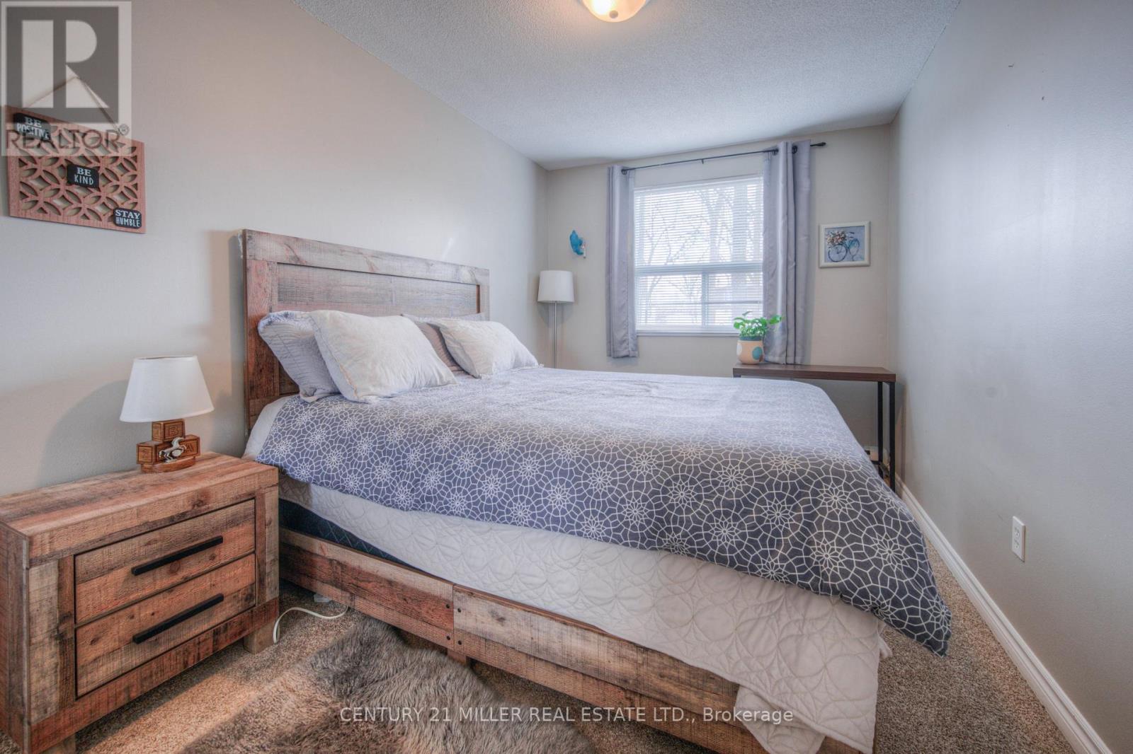 #110 793 COLBORNE STREET E - 15