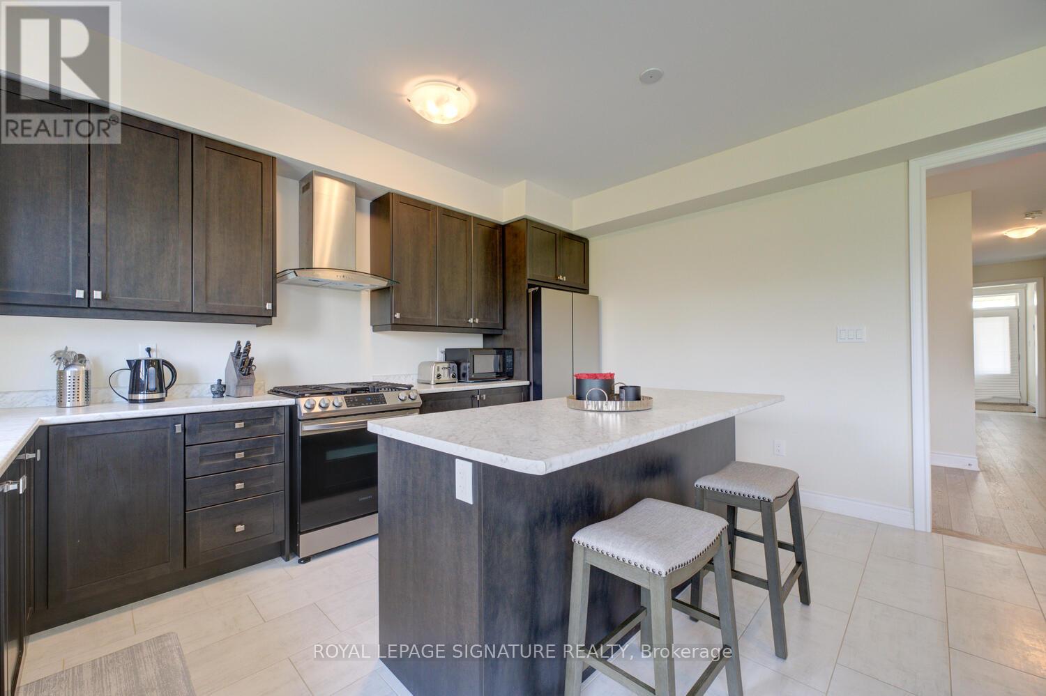 372 BLACKBURN DRIVE - 10