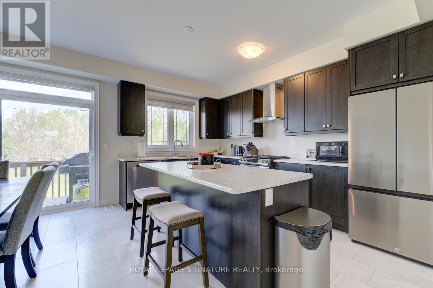 372 BLACKBURN DRIVE - 9
