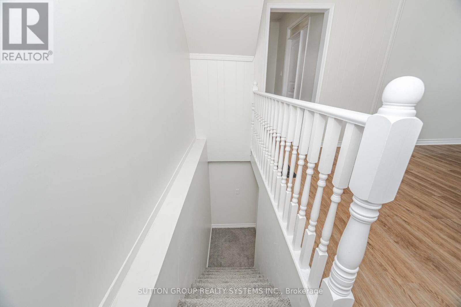299 PARK AVENUE - 21