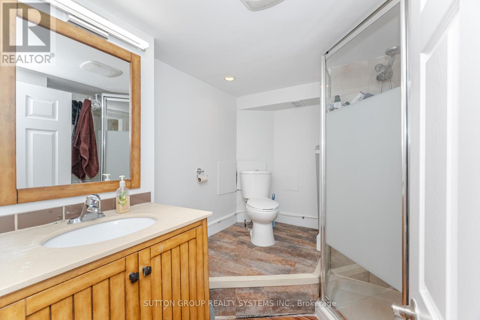 299 PARK AVENUE - 24