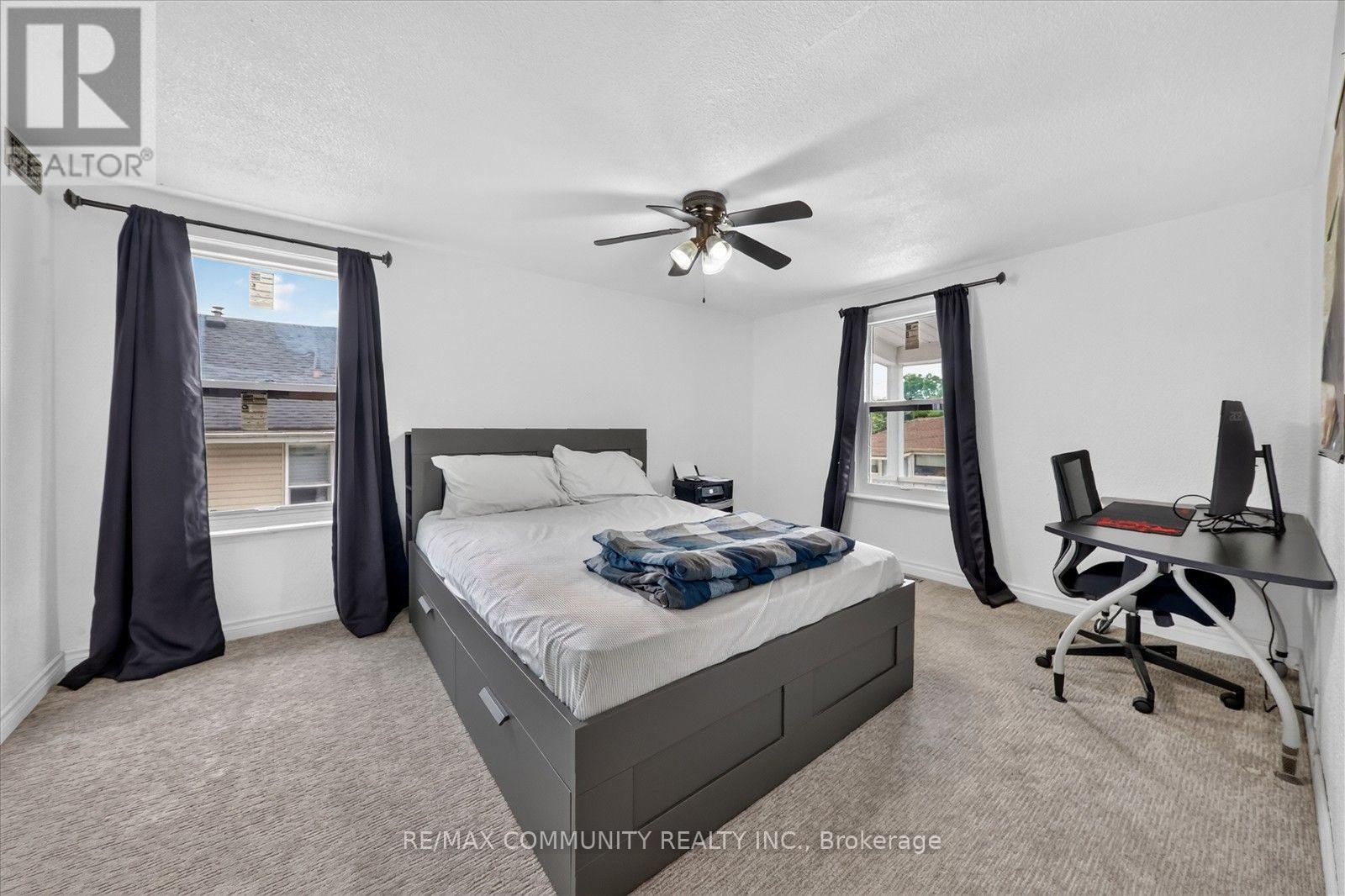 114 PILKINGTON STREET E - 31