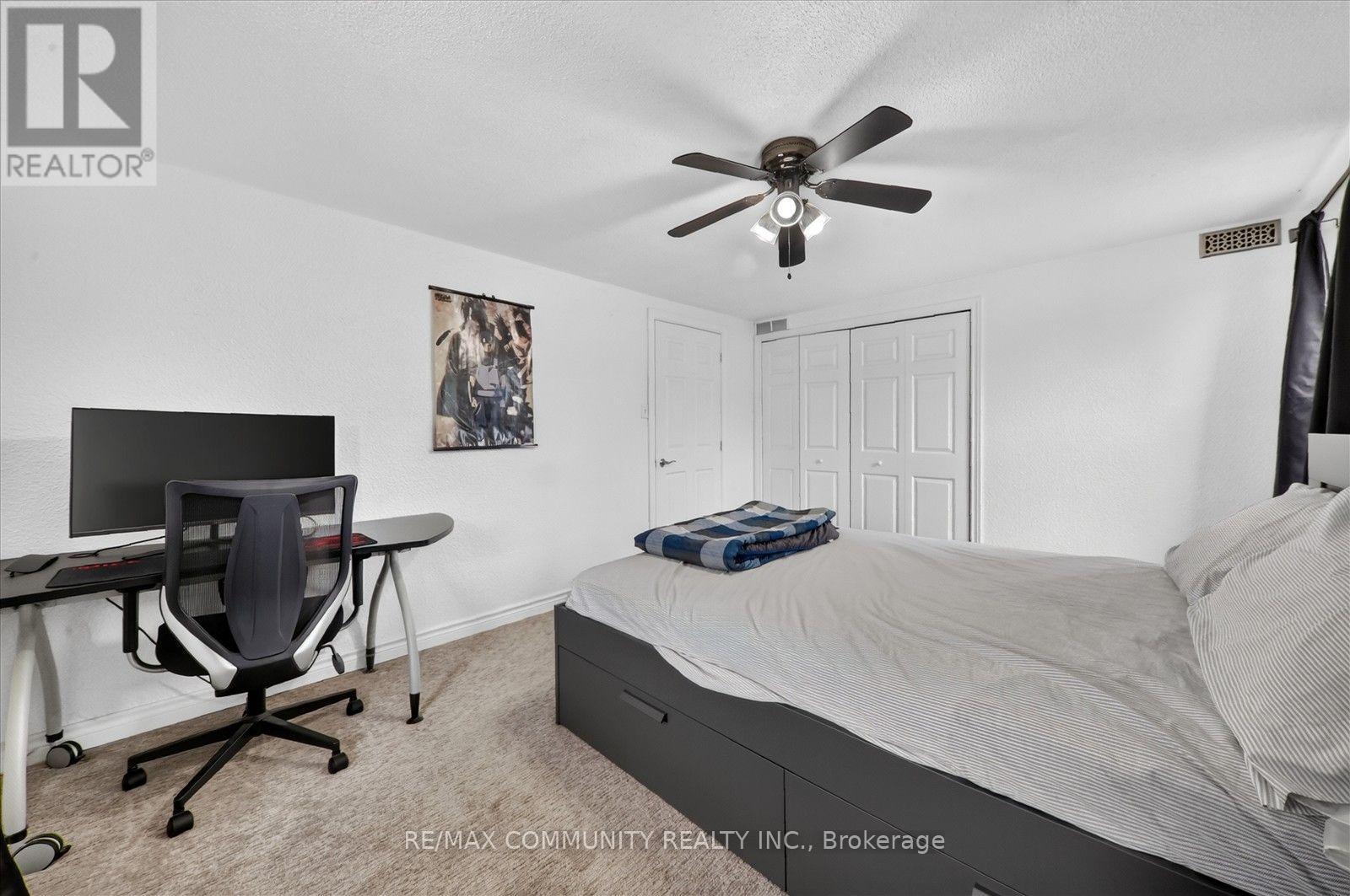 114 PILKINGTON STREET E - 33