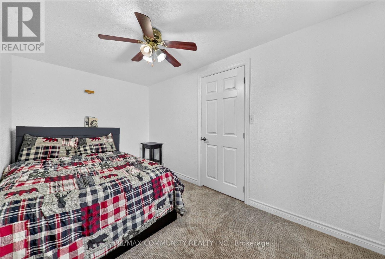 114 PILKINGTON STREET E - 34