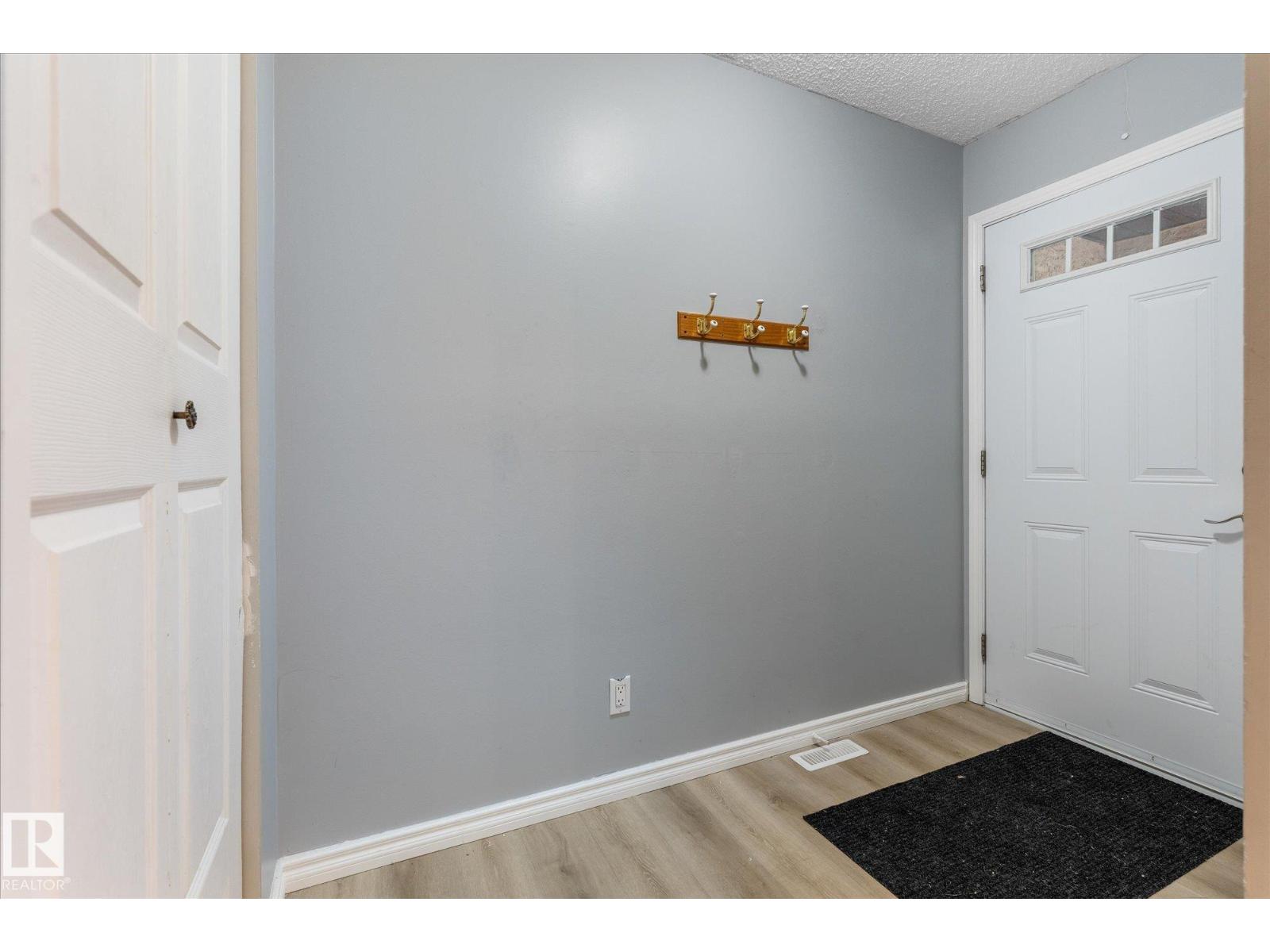 [private address] - Image 4