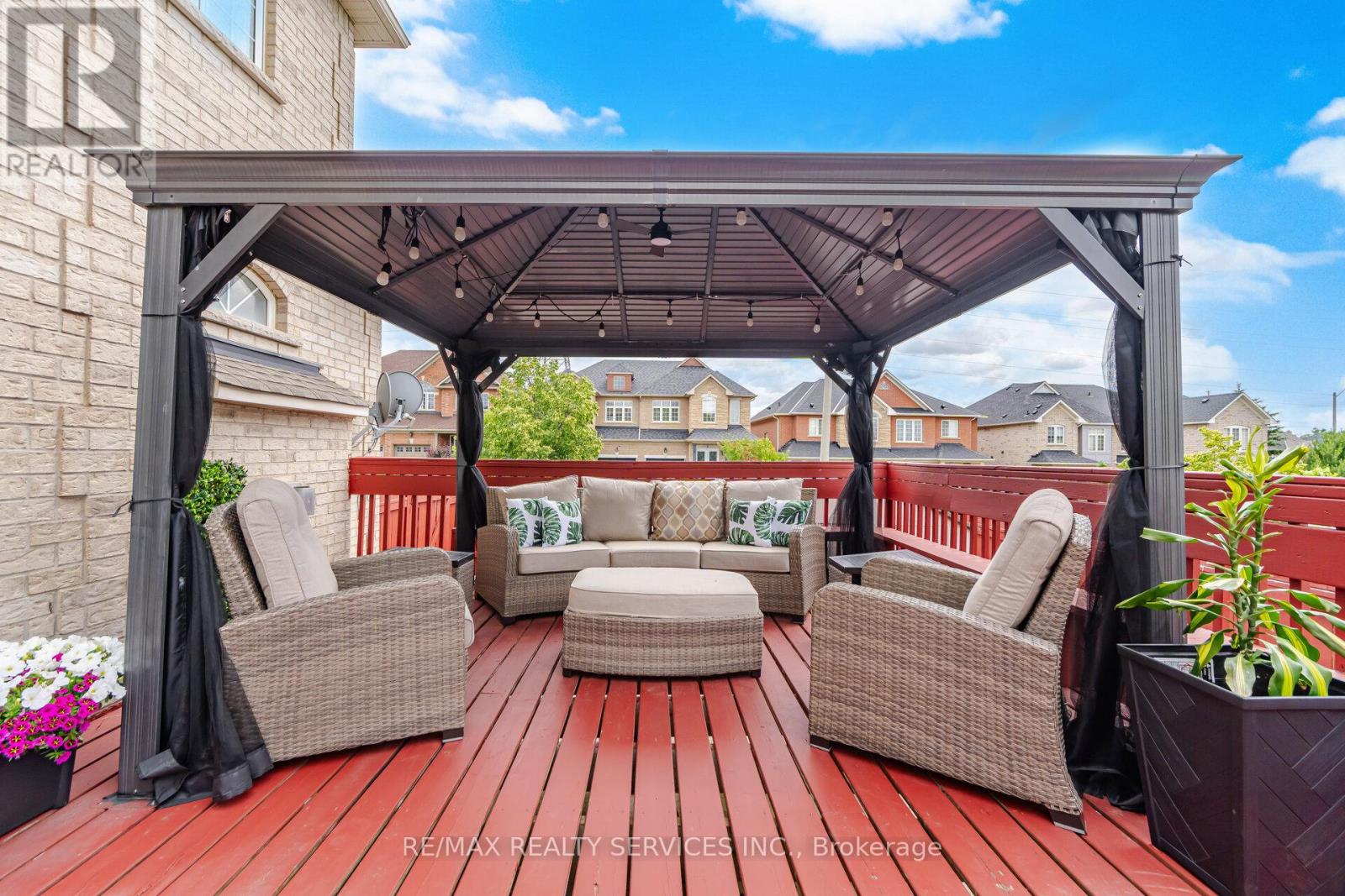 17 PEFFERLAW CIRCLE - 38