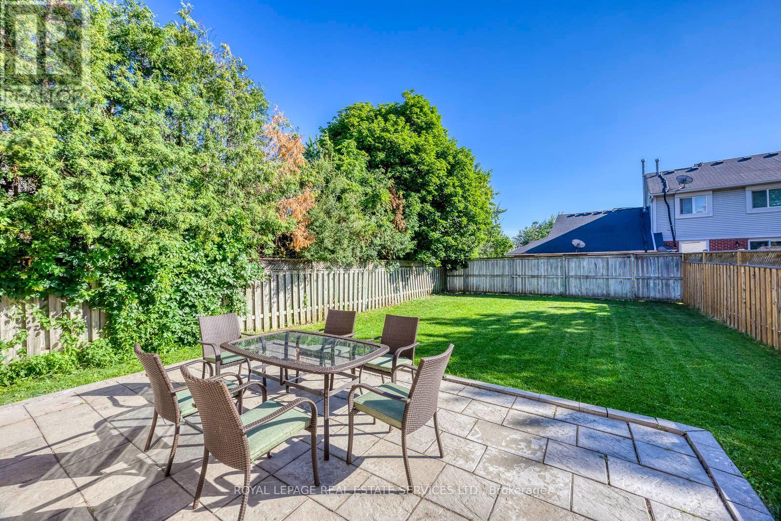 6121 LEESIDE CRESCENT - Image 33