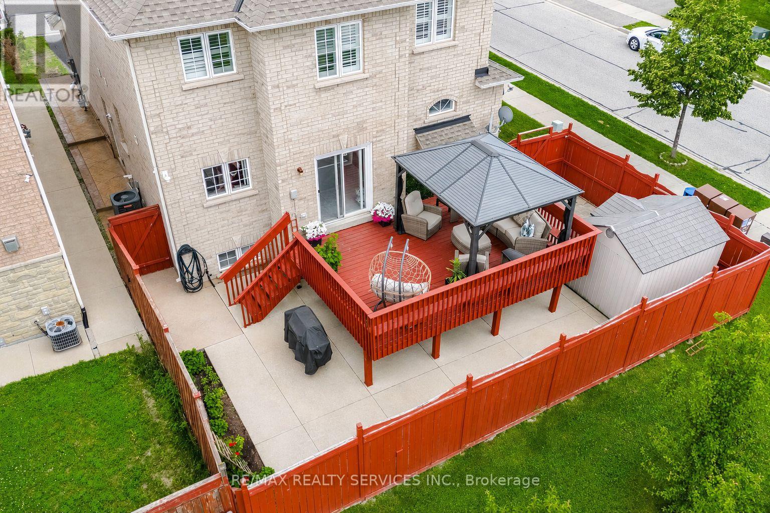 17 PEFFERLAW CIRCLE - 41