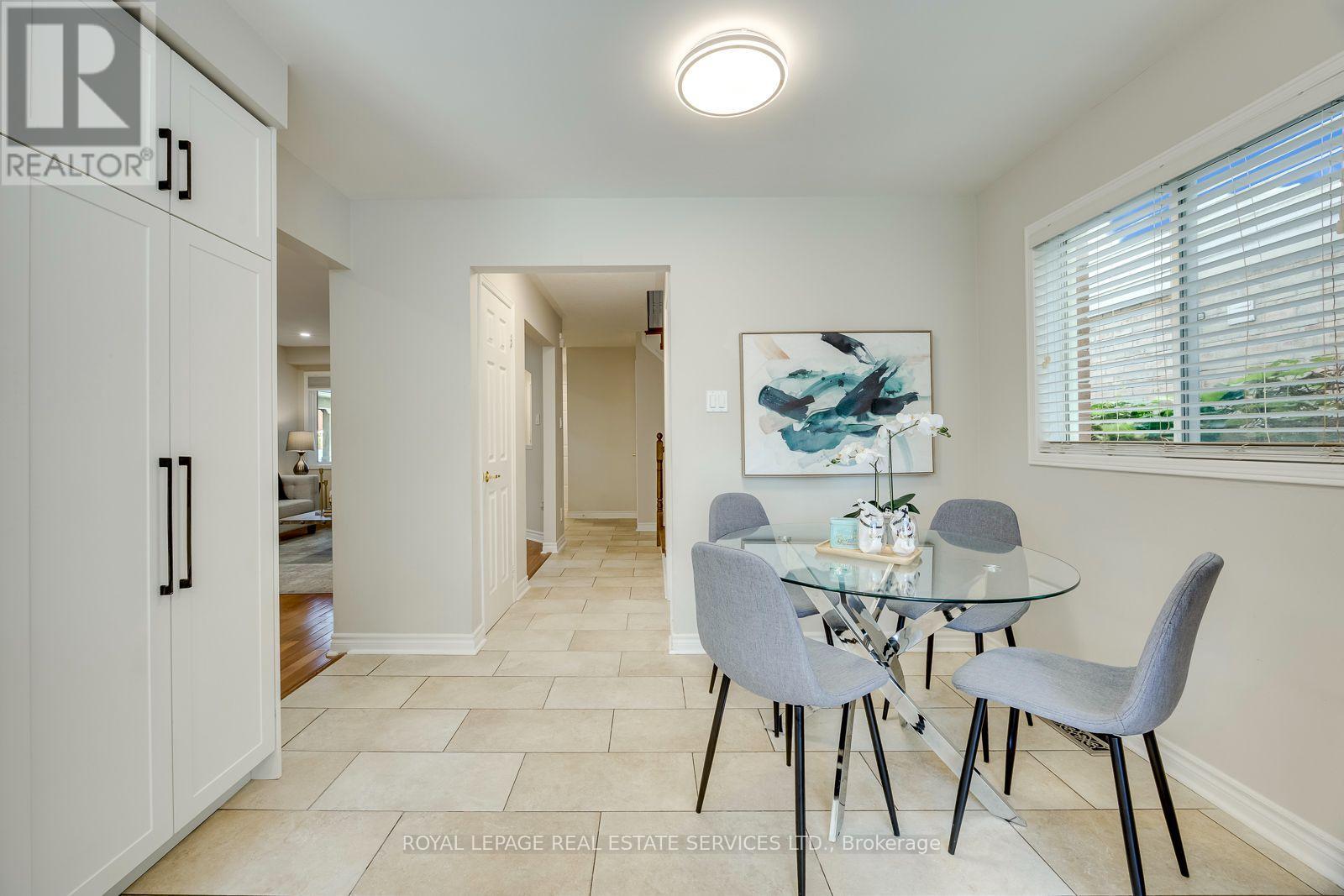 6121 LEESIDE CRESCENT - Image 16