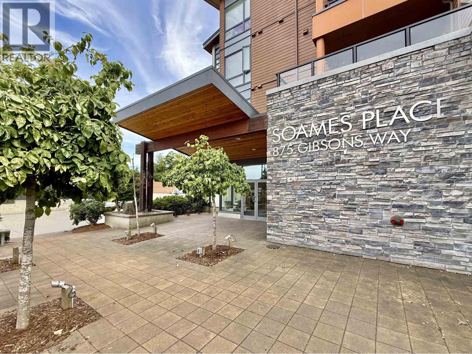 205 875 GIBSONS WAY, Gibsons