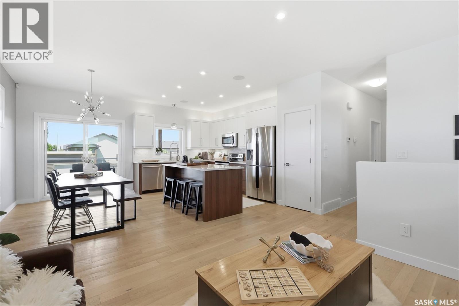 905 Salmon WAY - Image 7