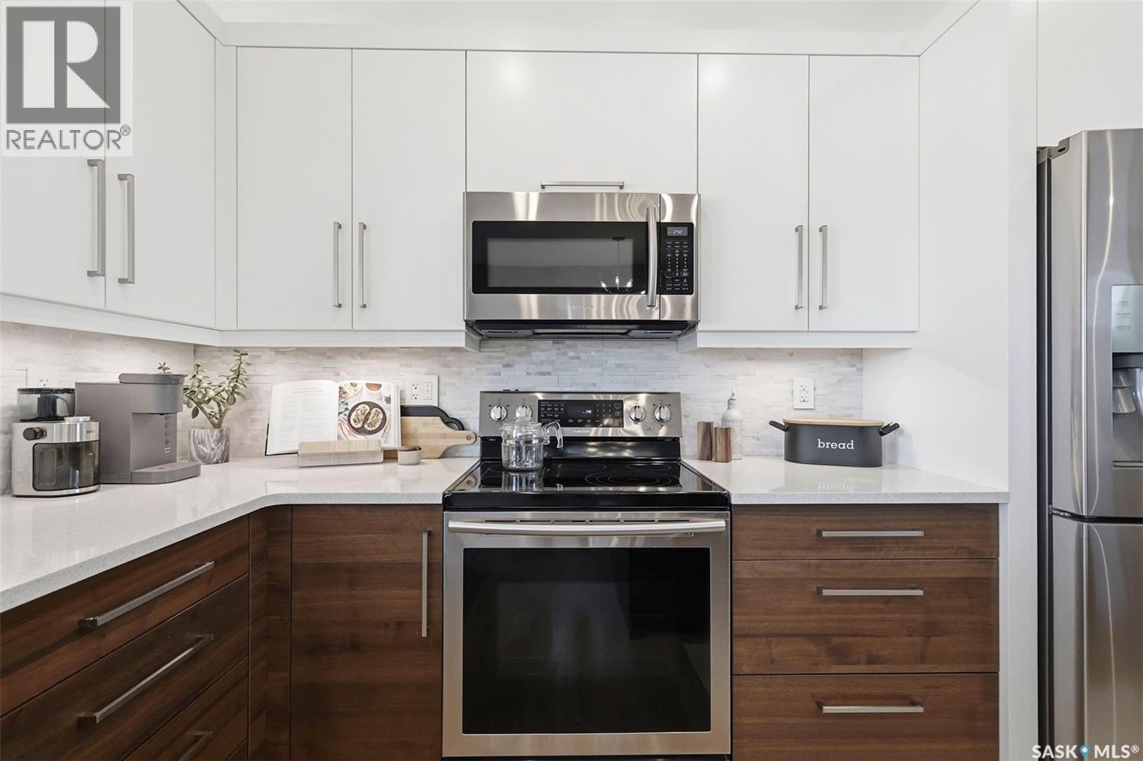 905 Salmon WAY - Image 3