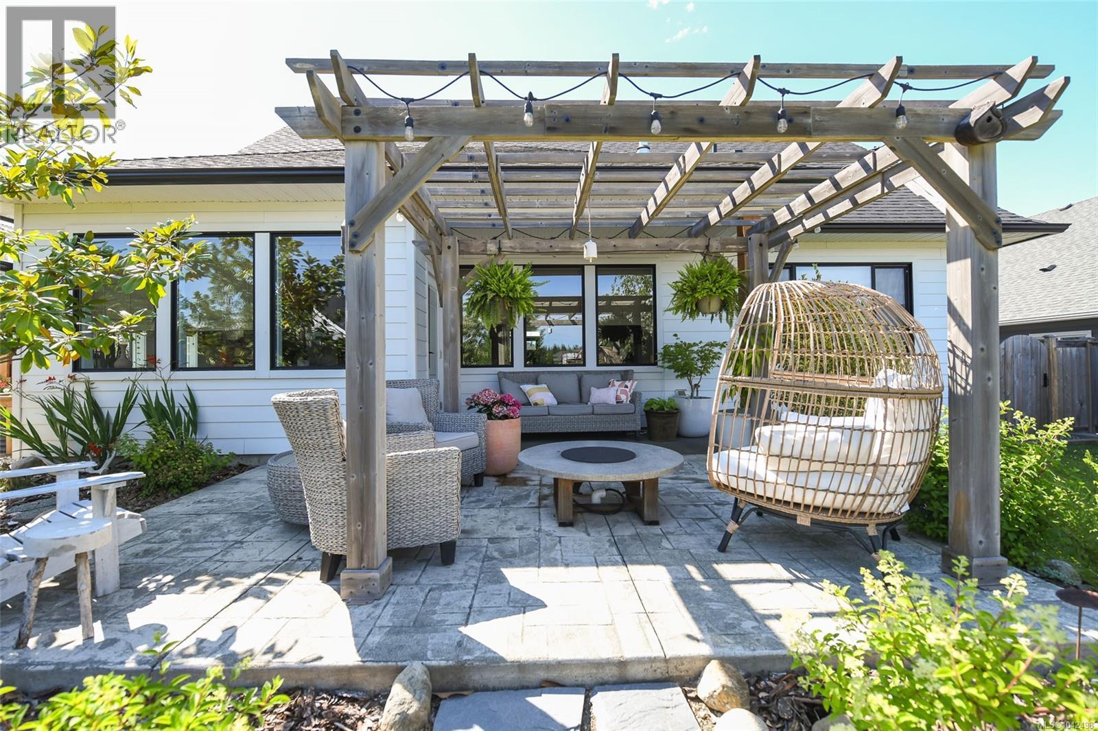 4199 Chancellor Cres, Courtenay