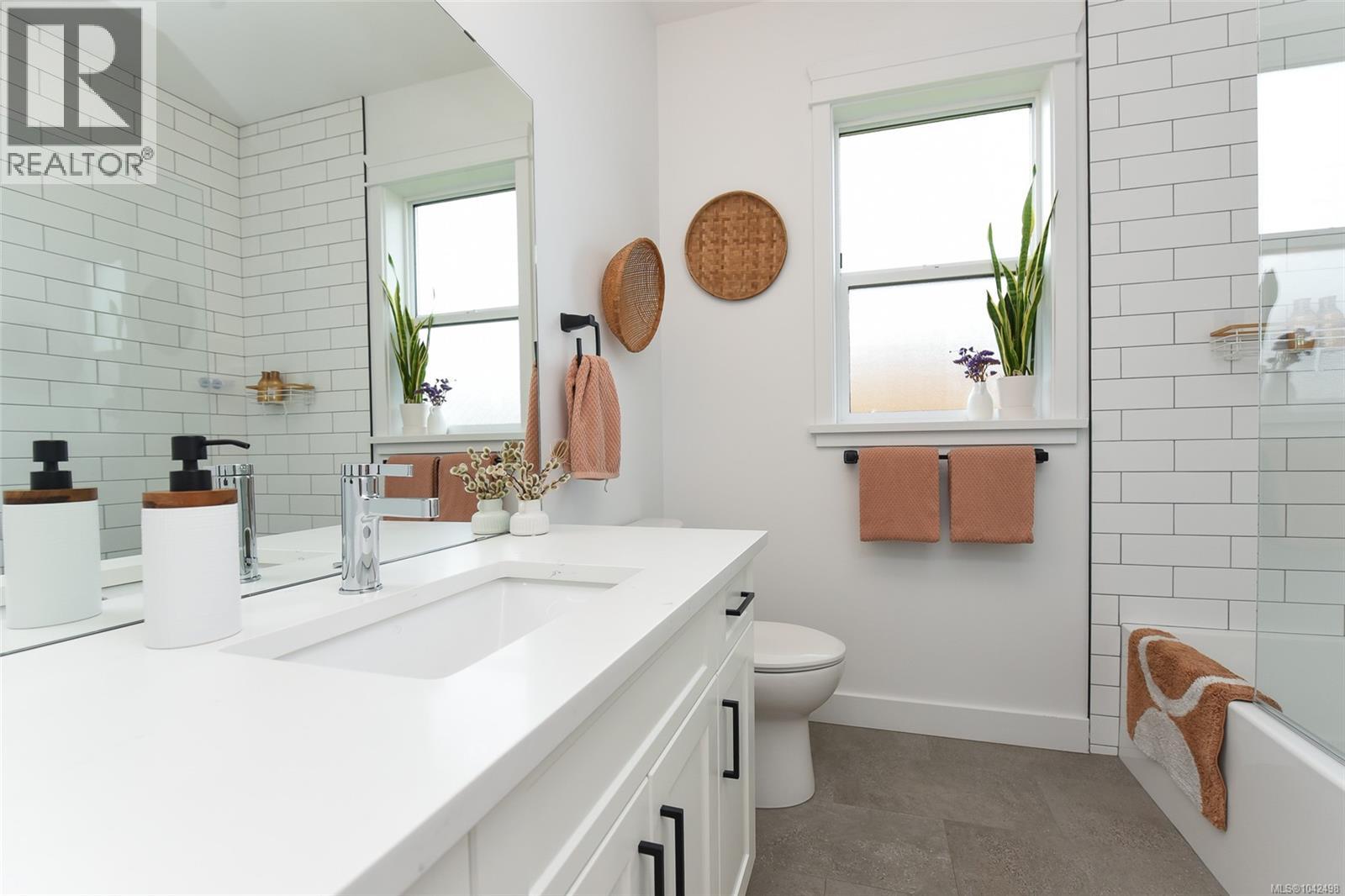 4199 Chancellor Cres, Courtenay