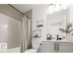 1992 210 St Nw, Edmonton, AB T6M3H5 Photo 47