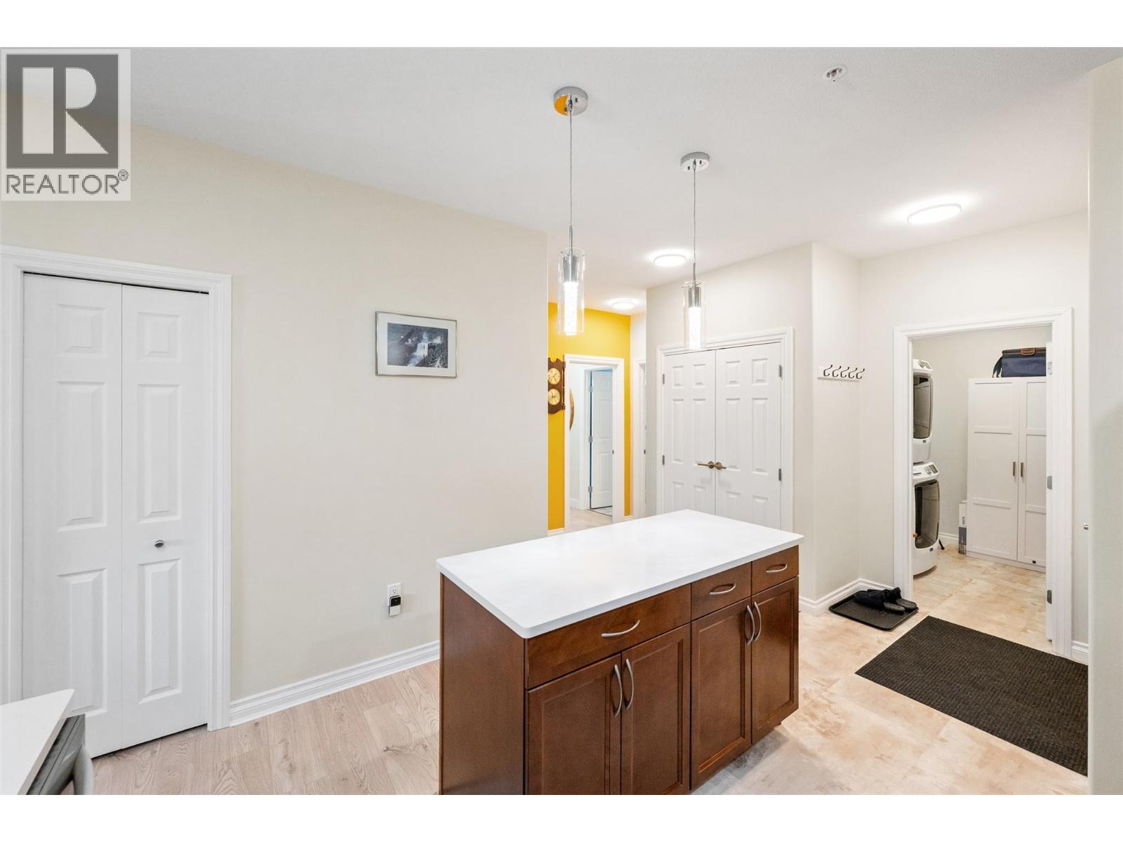 #107B 921 SPILLWAY Road - 21