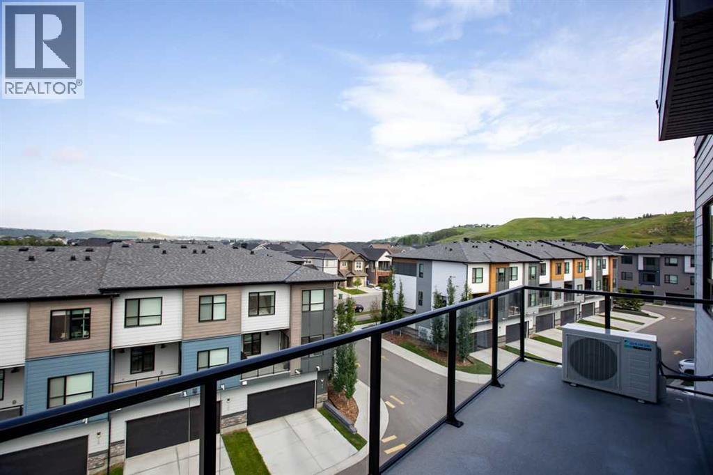 #1403 42 Cranbrook Gardens SE - 20
