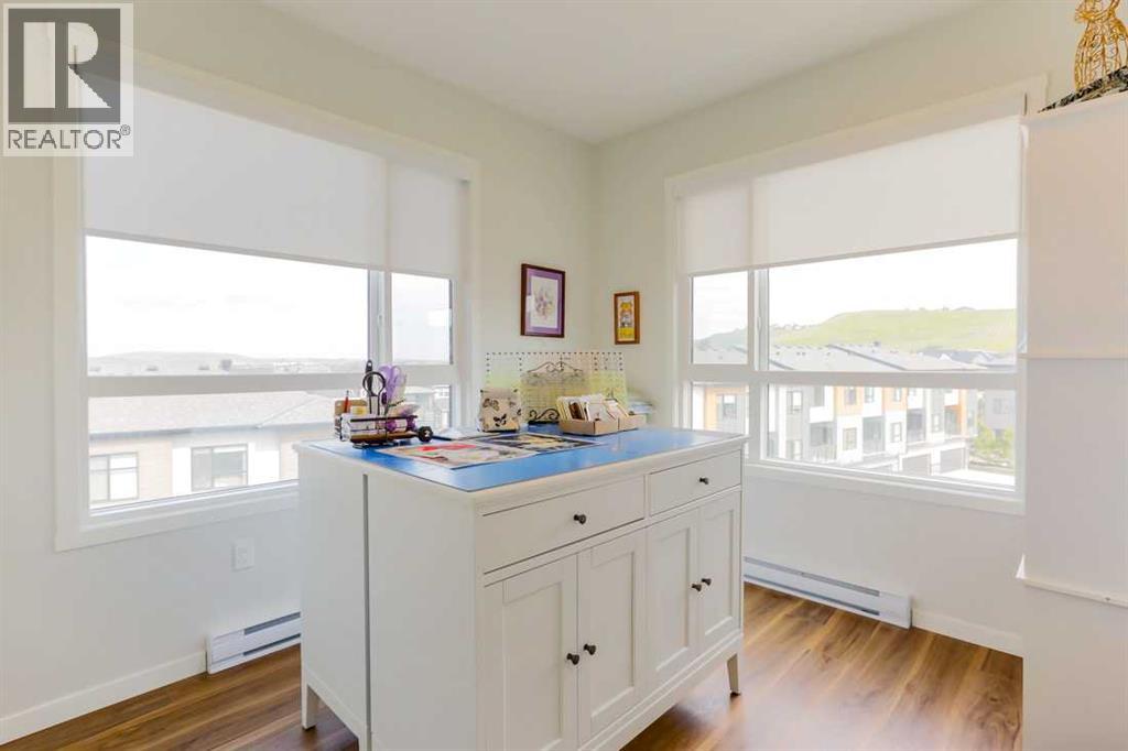 #1403 42 Cranbrook Gardens SE - 15
