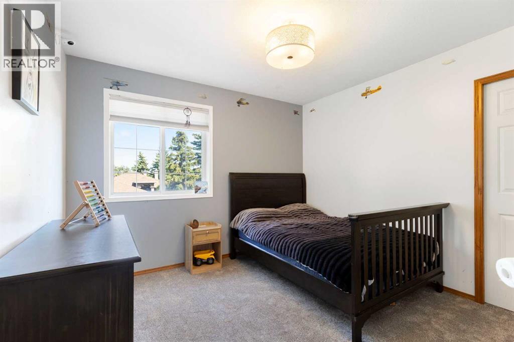 51 Mckenzie Lake Crescent SE — photo 20