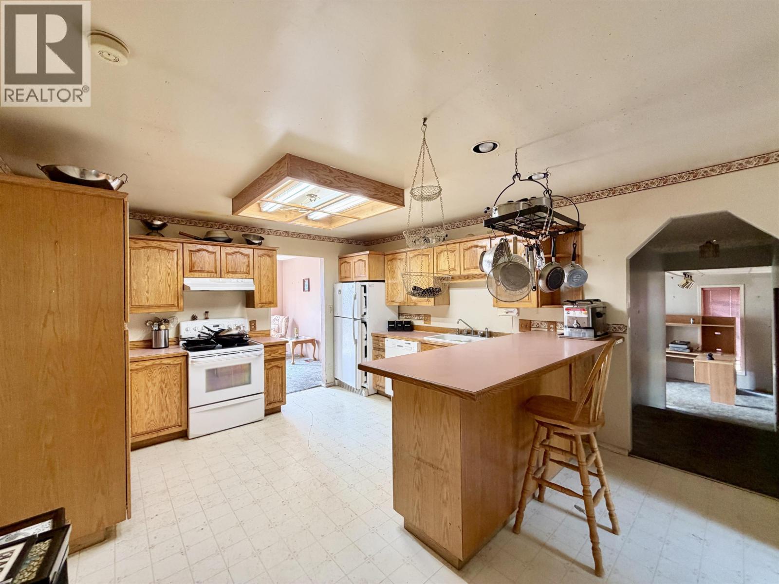 7786 N BRIDGE LAKE ROAD - 14