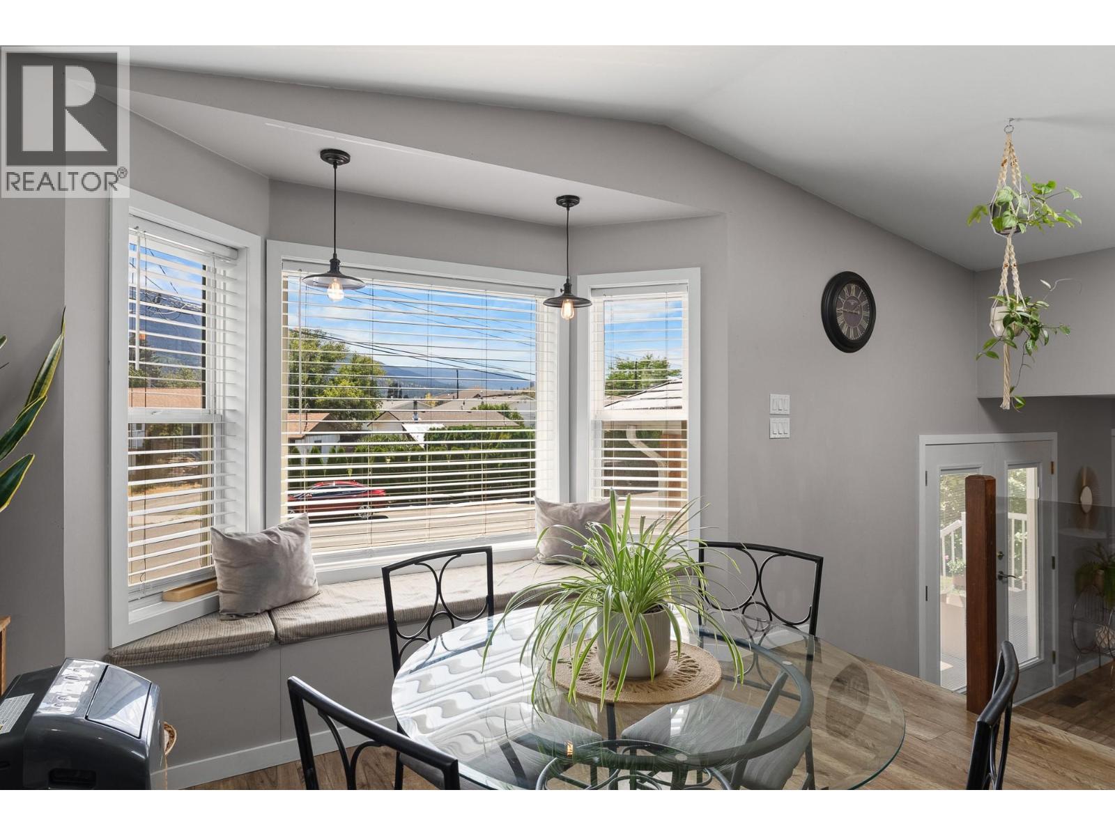 2701 Langstaff Place - 40