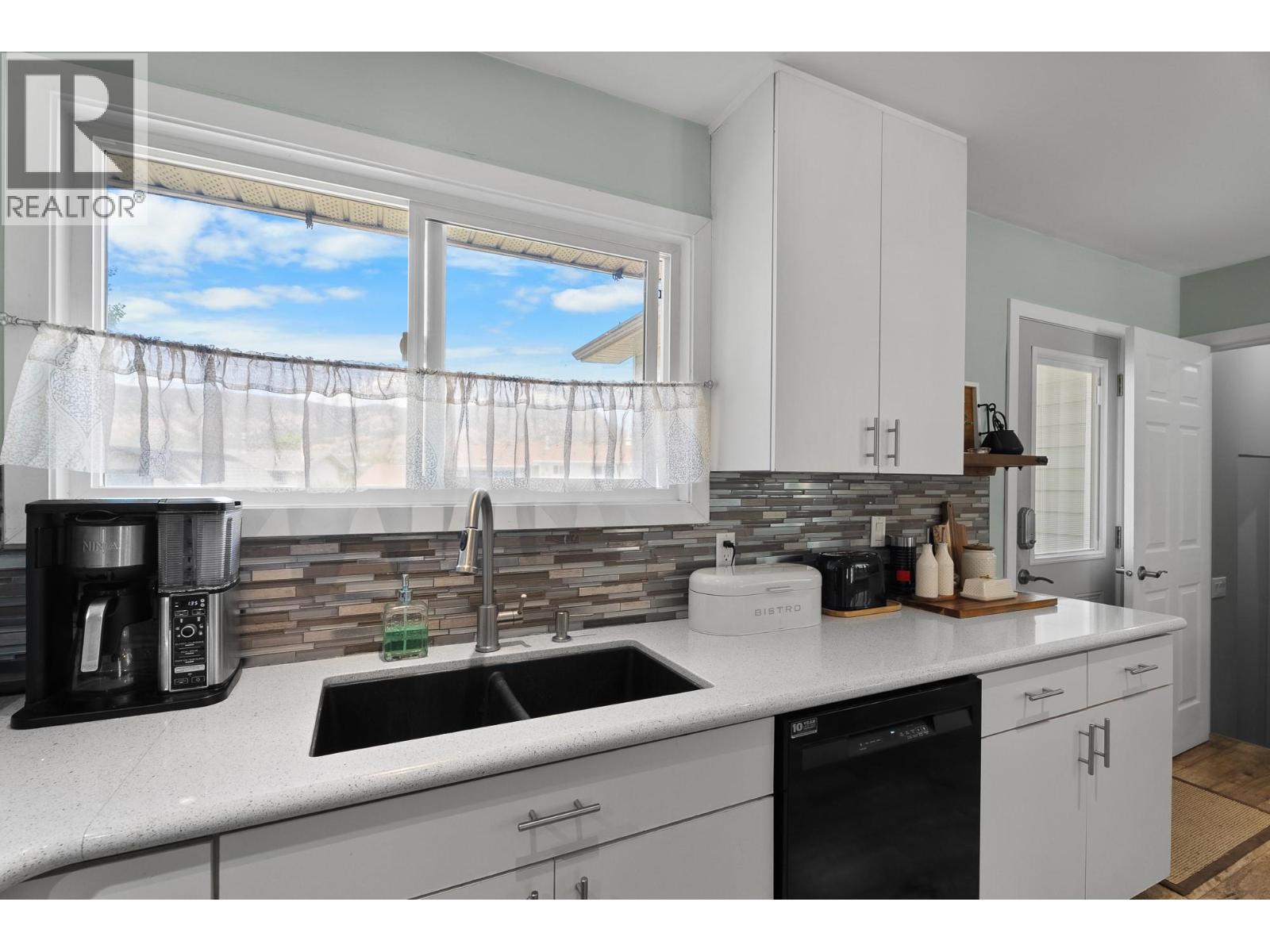 2701 Langstaff Place - 32
