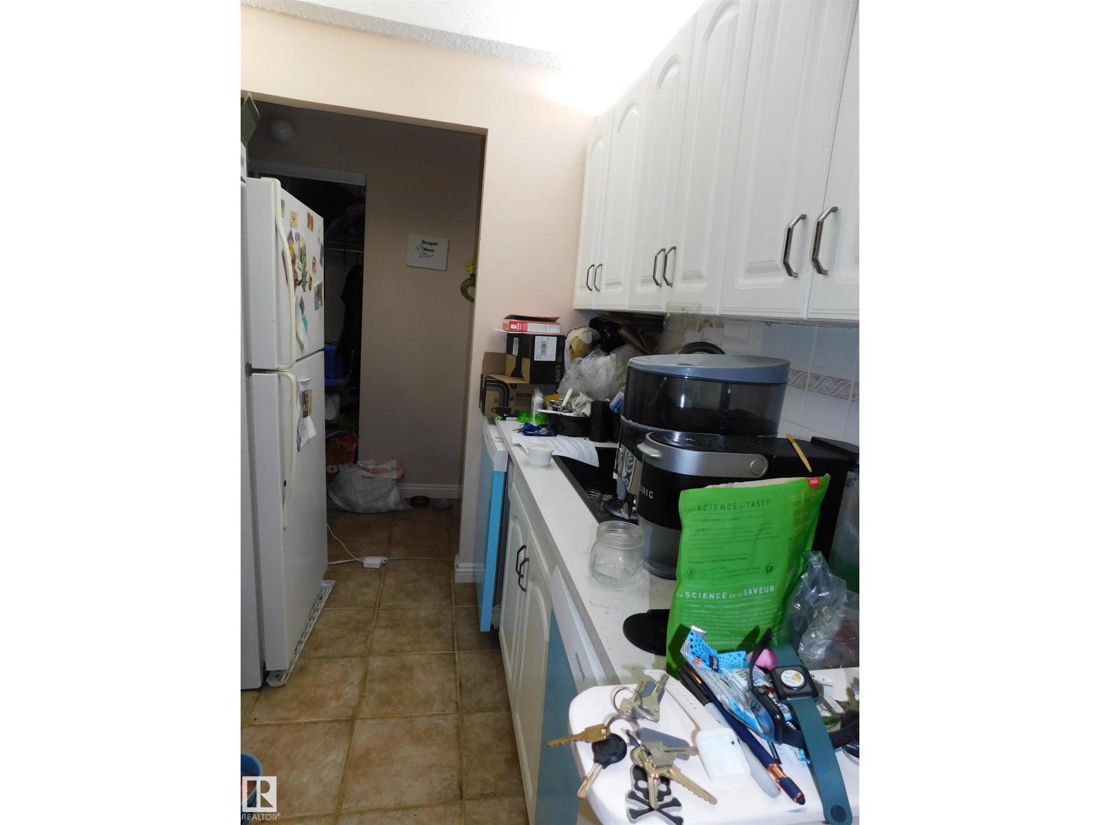 #1402 9918 101 ST NW - 5