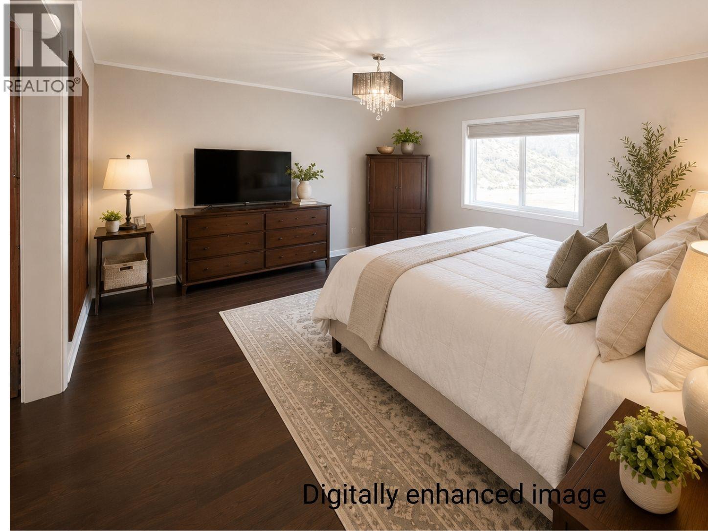 #18 1401 NICOLA Avenue - 13
