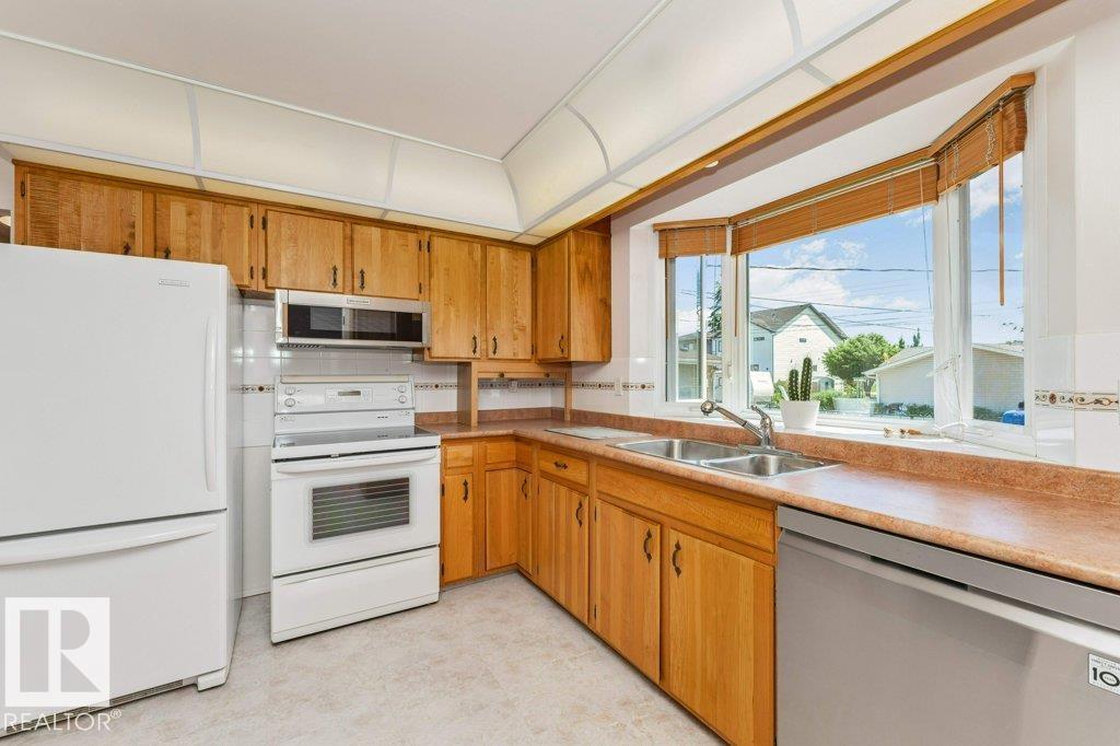 11415 56 AV NW NW - 11