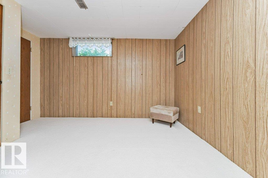 11415 56 AV NW NW - 39
