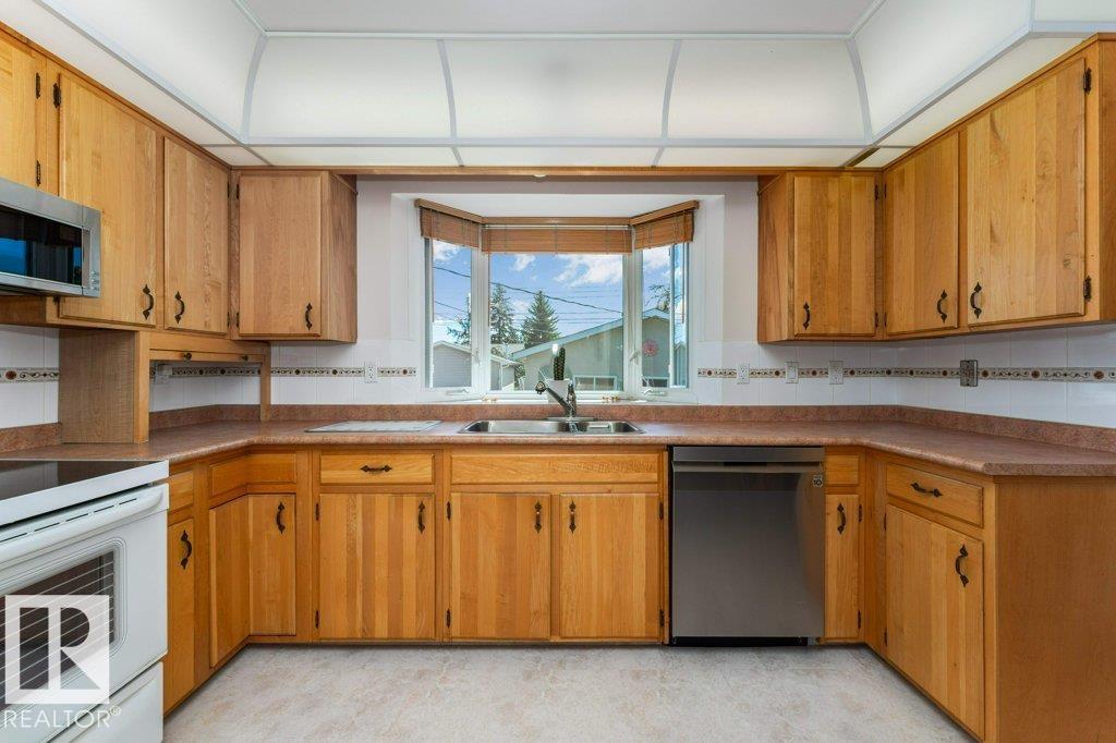 11415 56 AV NW NW - 14