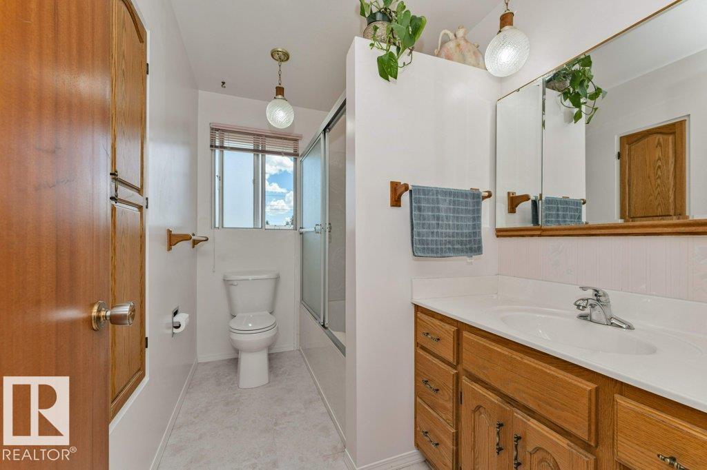 11415 56 AV NW NW - 20