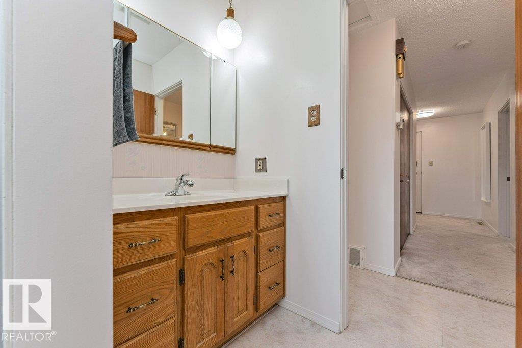 11415 56 AV NW NW - 21