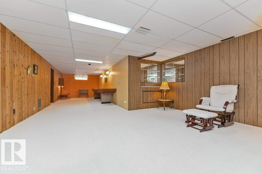 11415 56 AV NW NW - 37