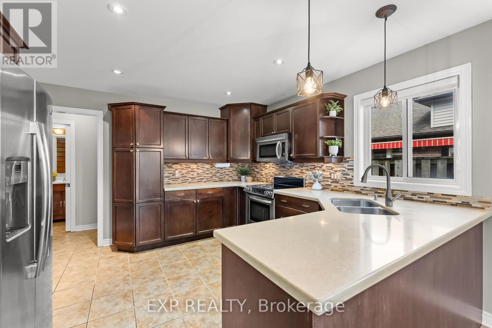 18 BRIARWOOD DRIVE - 10