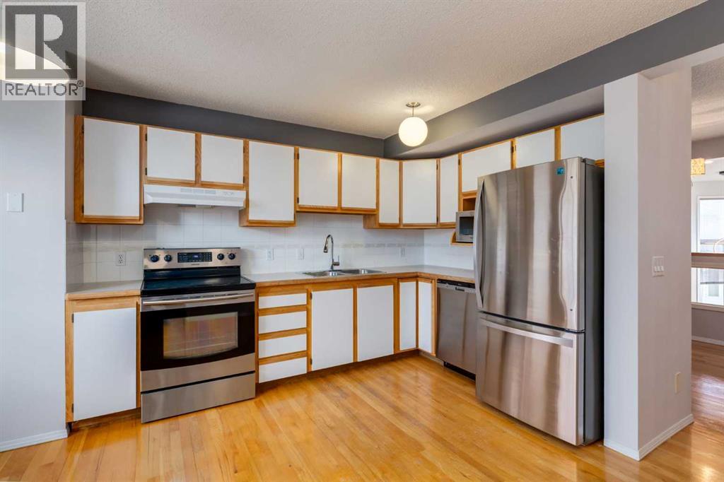 318 Hawkstone Manor NW - 11