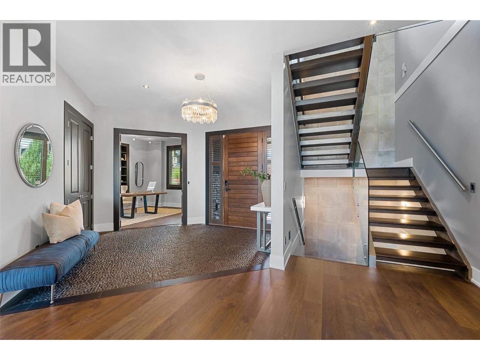846 Clarance Avenue, Kelowna