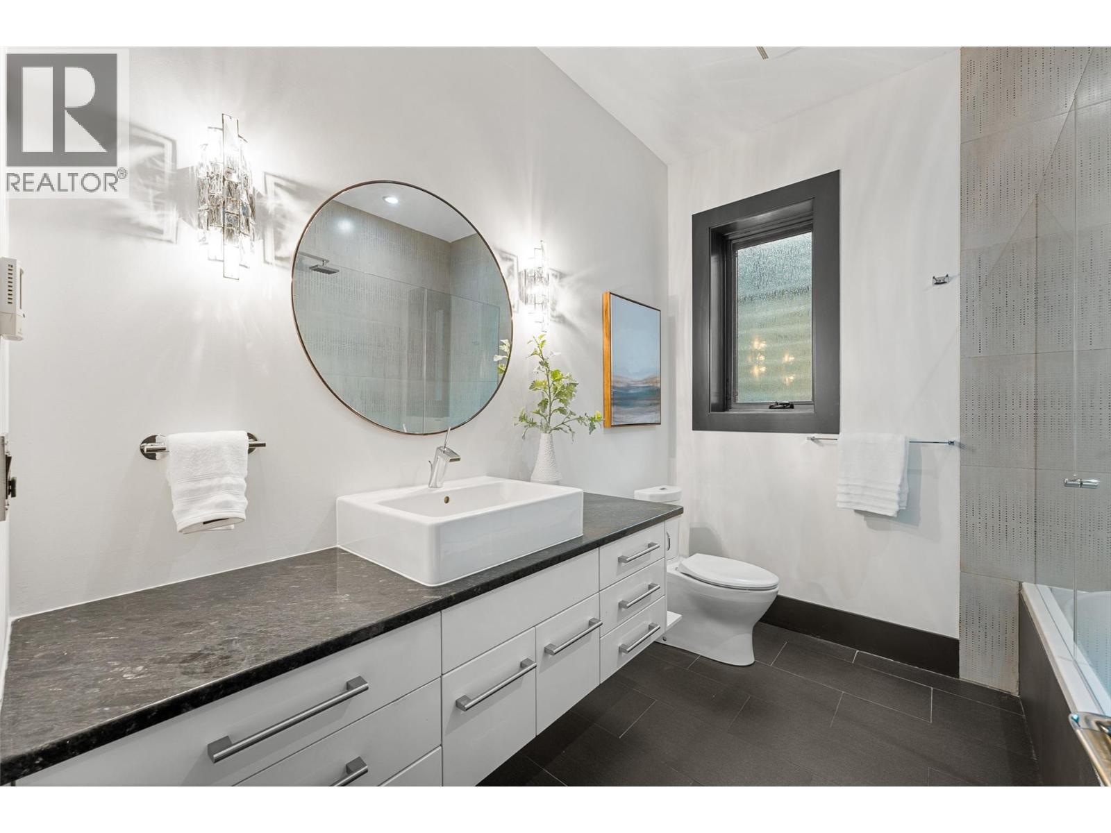 846 Clarance Avenue, Kelowna