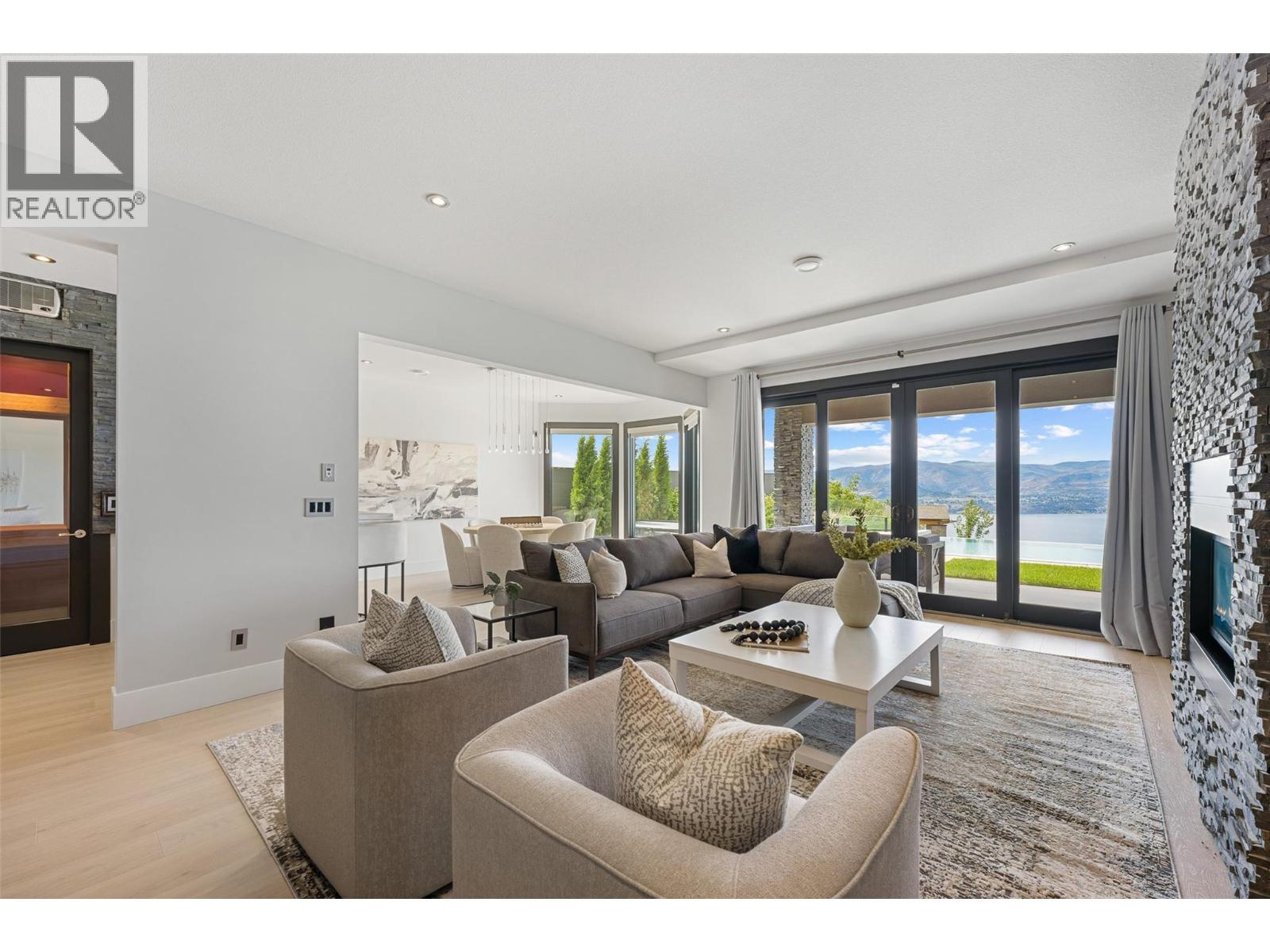 846 Clarance Avenue, Kelowna