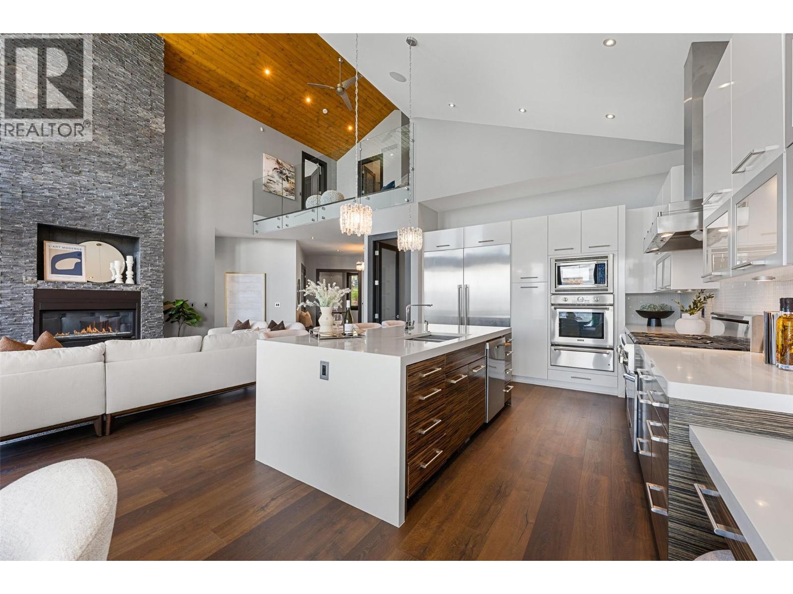 846 Clarance Avenue, Kelowna