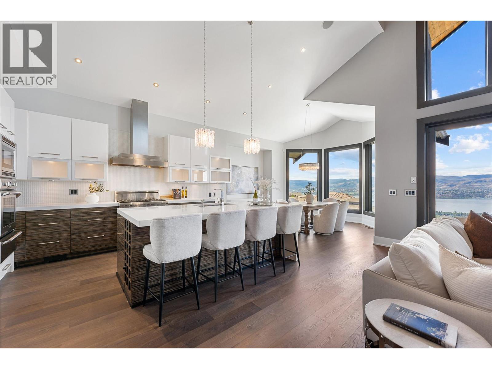 846 Clarance Avenue, Kelowna